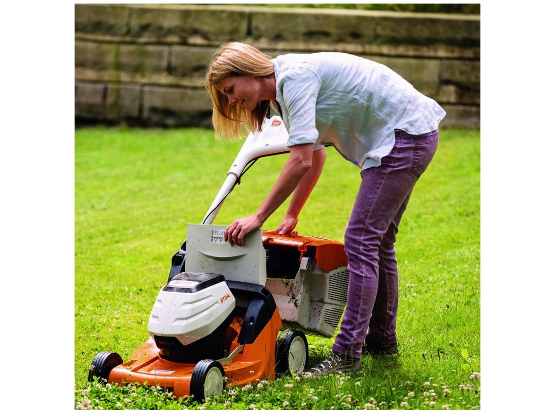 Tondeuse à batterie STIHL RMA448tc