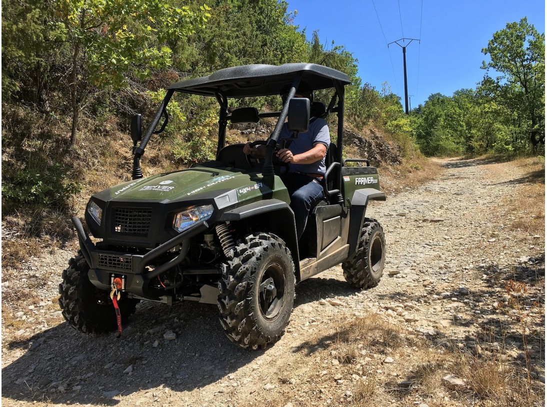 SSV Temver Farmer 500 en situation sur un chemin