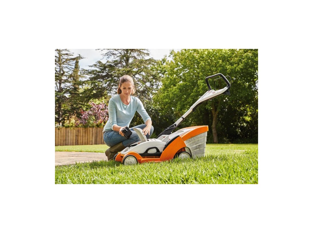 Tondeuse à batterie STIHL RMA 339 C