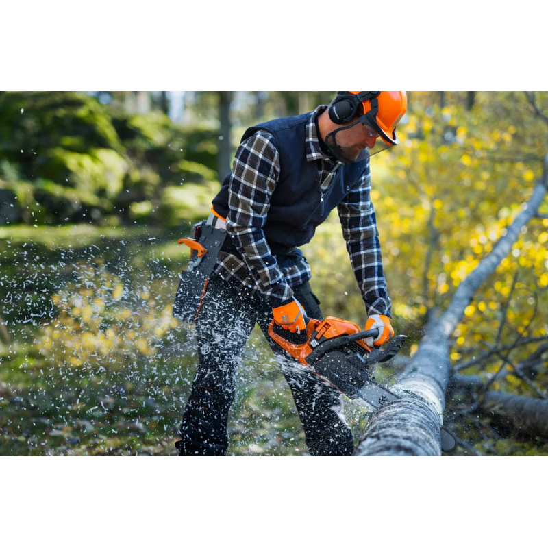 TRONCONNEUSE HUSQVARNA HU445S