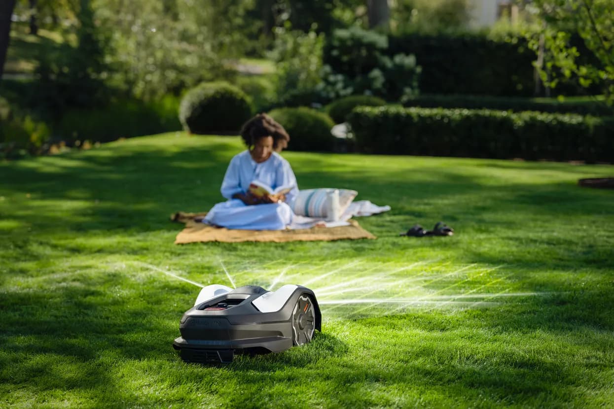 Une nouvelle génération de robots tondeuses capables de voir